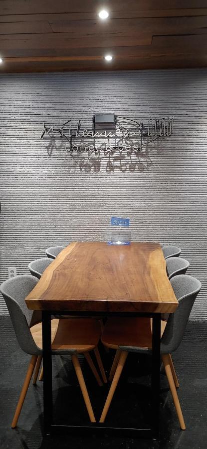 Kozayo Hongdae Hostel Σεούλ Εξωτερικό φωτογραφία